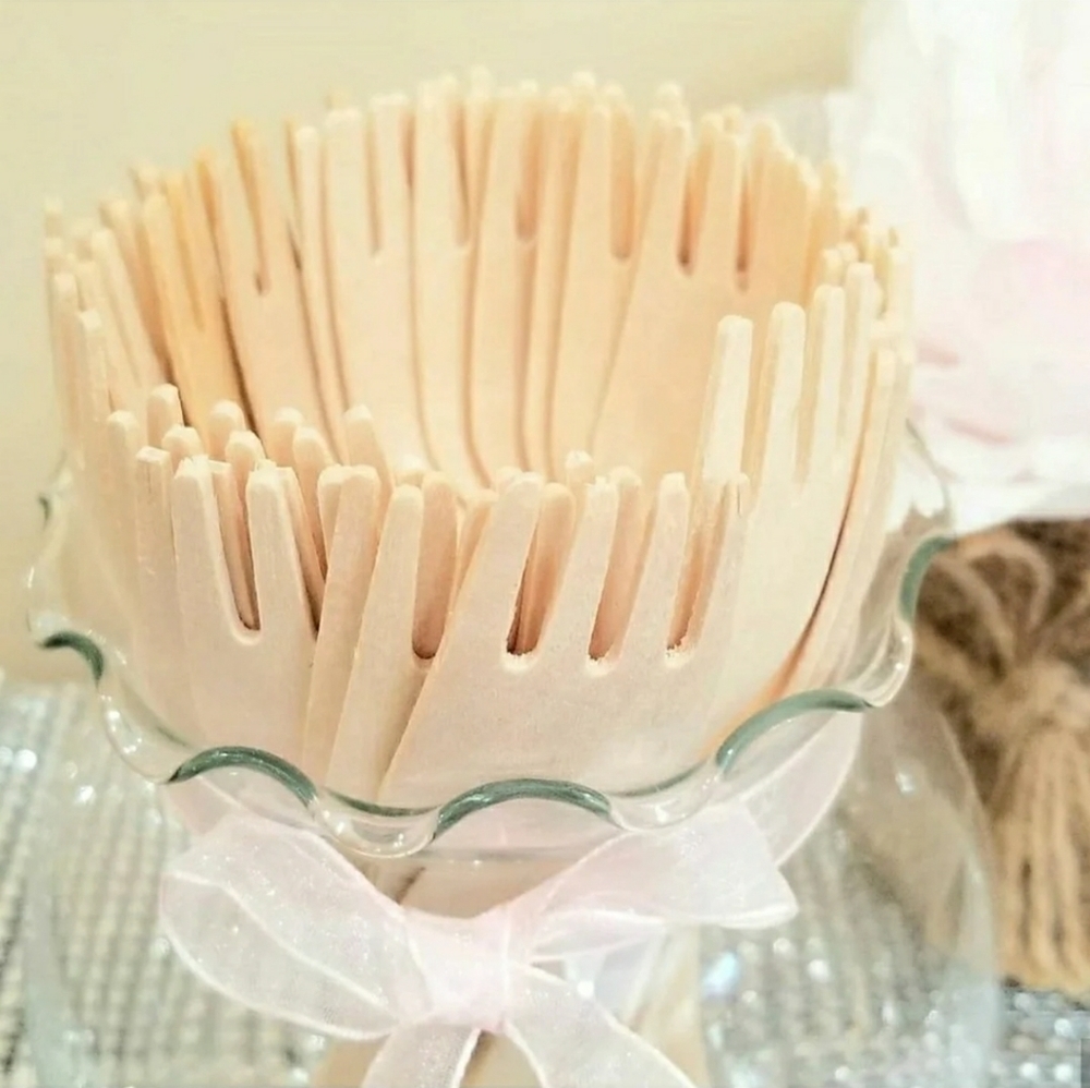Disposable wooden forks(bulk buy available)